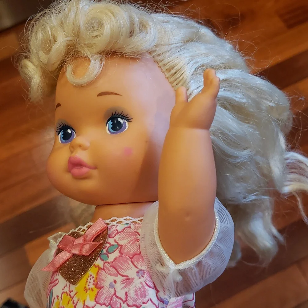 Vintage 1988 Doll Lil Miss Magic Hair, Magic Touch. Original Clothes And Shoes